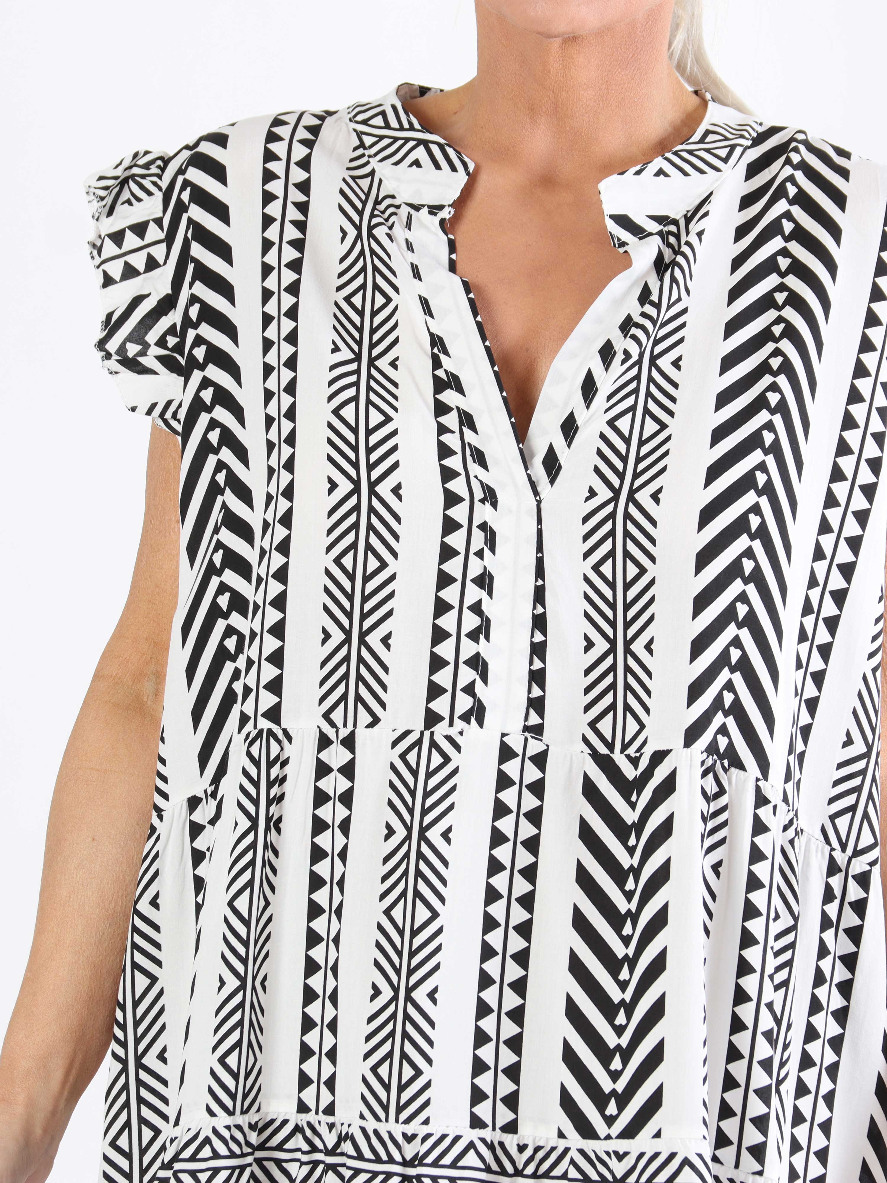 Samiya - Söt klänning i plusstorlek med motiv